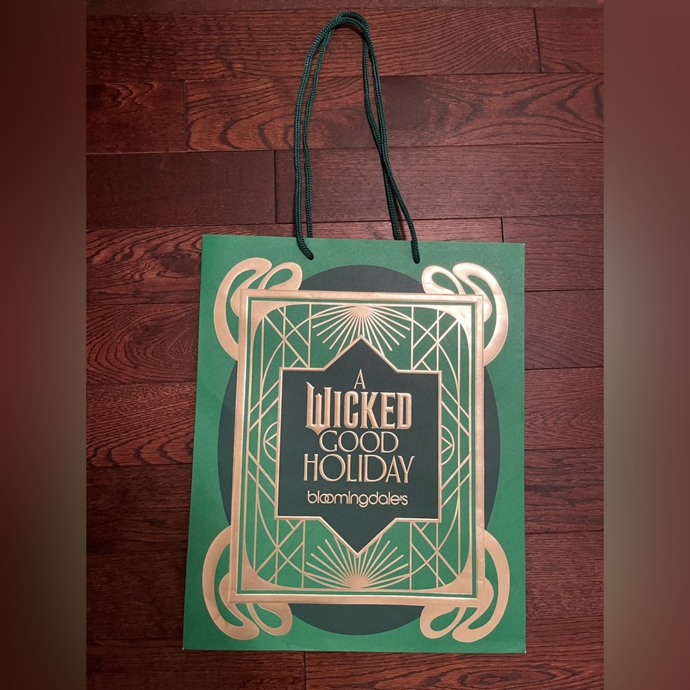 A Wicked Good Holiday Bloomingdale’s Shopping Bag